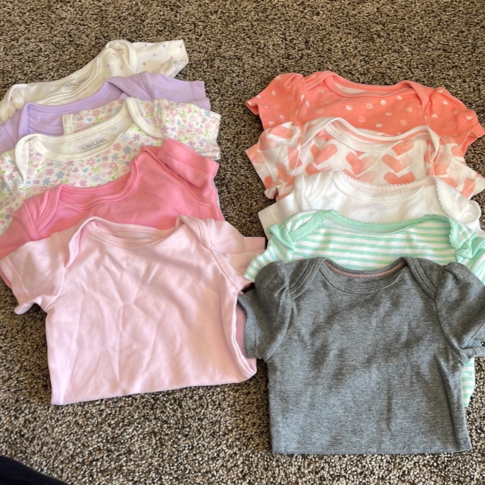 12 Piece Short sleeve onesie set